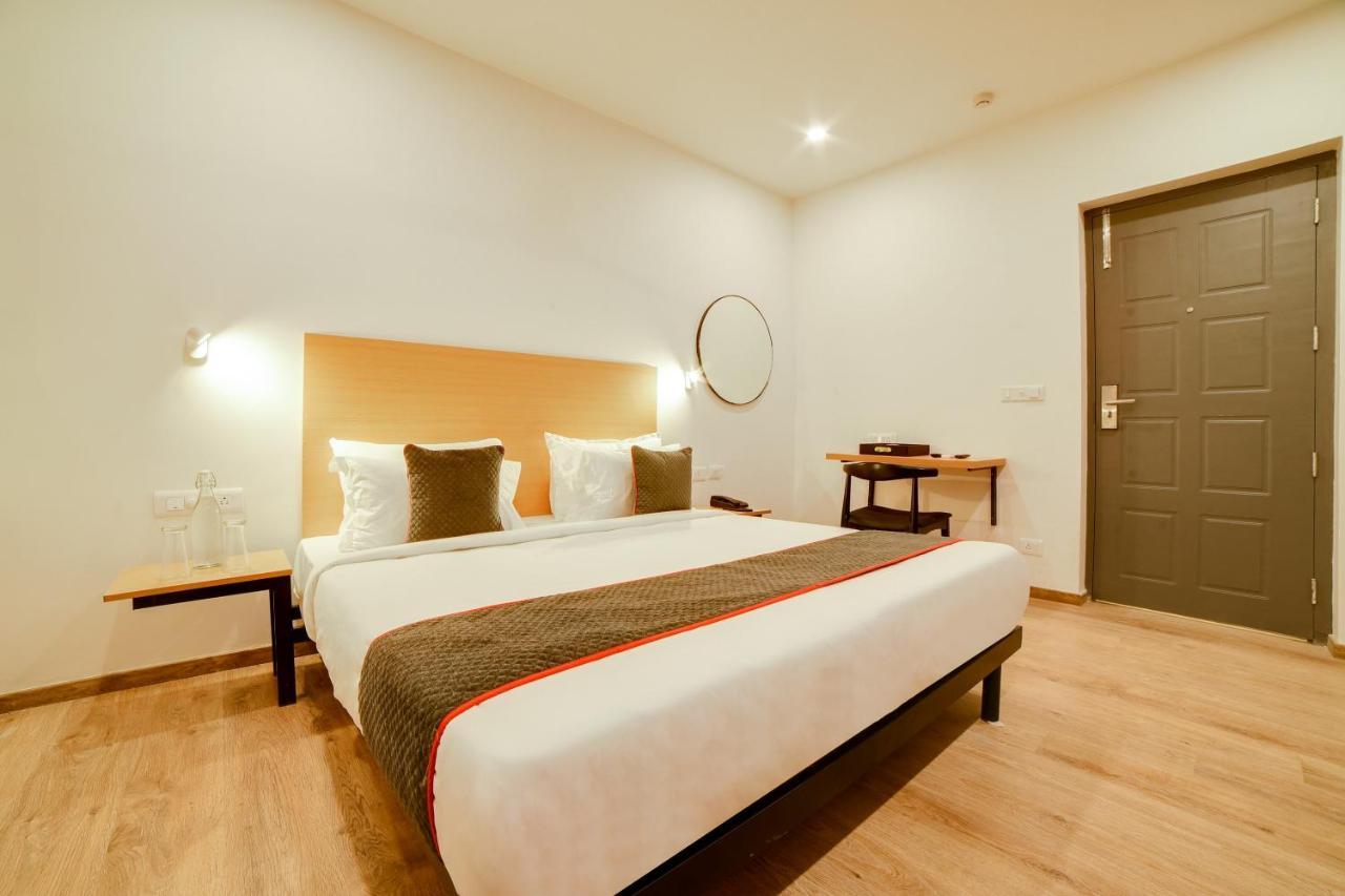 Super Townhouse Hosur Main Road Bommanahalli Near Gopalan Innovation Mall Bangalore Extérieur photo