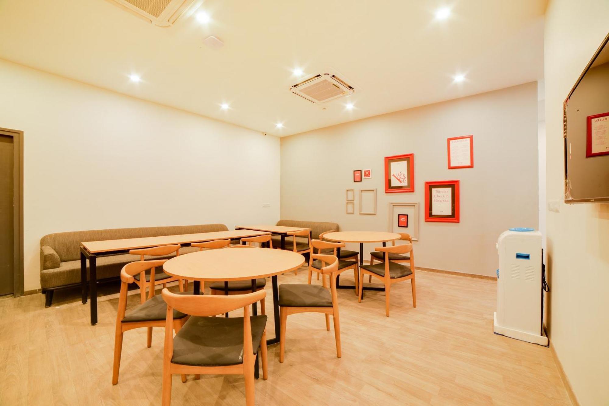 Super Townhouse Hosur Main Road Bommanahalli Near Gopalan Innovation Mall Bangalore Extérieur photo