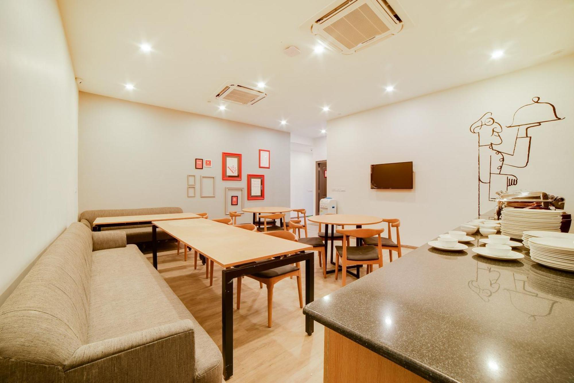 Super Townhouse Hosur Main Road Bommanahalli Near Gopalan Innovation Mall Bangalore Extérieur photo